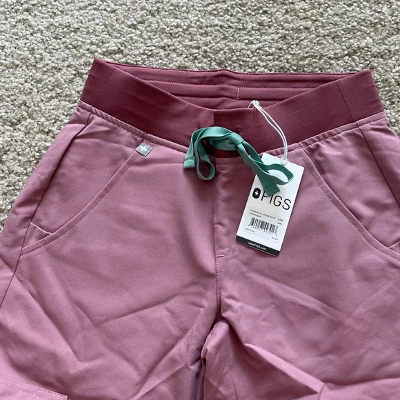 Figs Jogger Scrub Pant - Picture 2 of 3